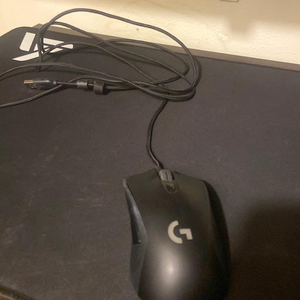 logitech G403